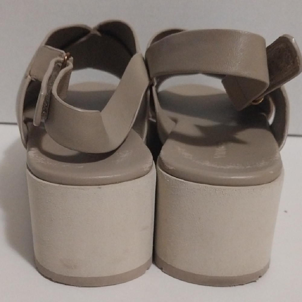 Vince Jenaya-B‎ Flatform Slingback Sandals - Picture 3 of 12